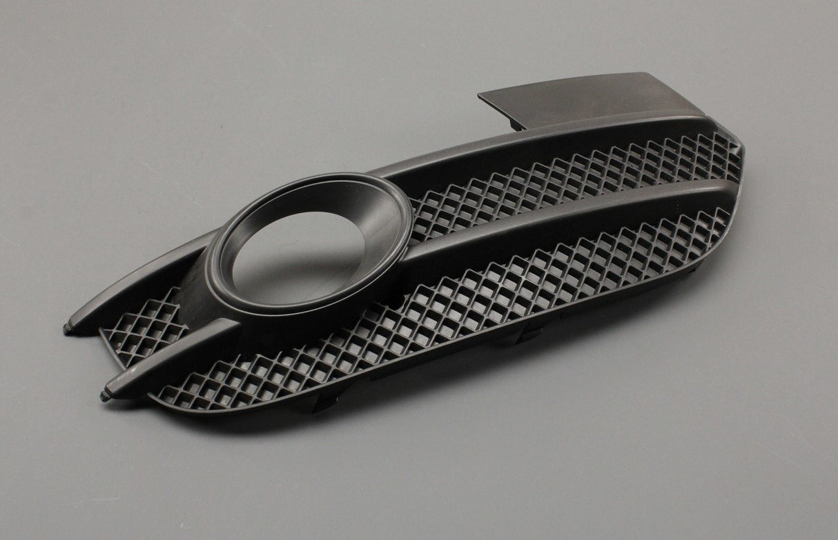 Audi Q3 2012-14 front bumper grille trim (right) 8U0807682A SP9