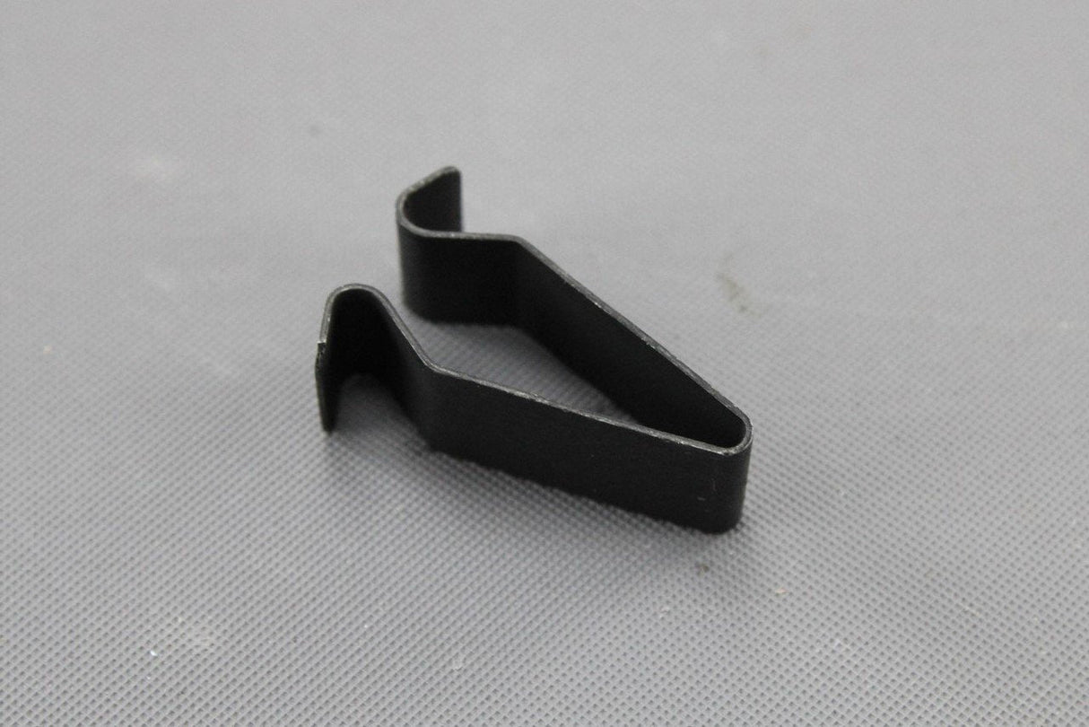 VW Audi Skoda SEAT metal interior trim clip (x1) 4B0867276A