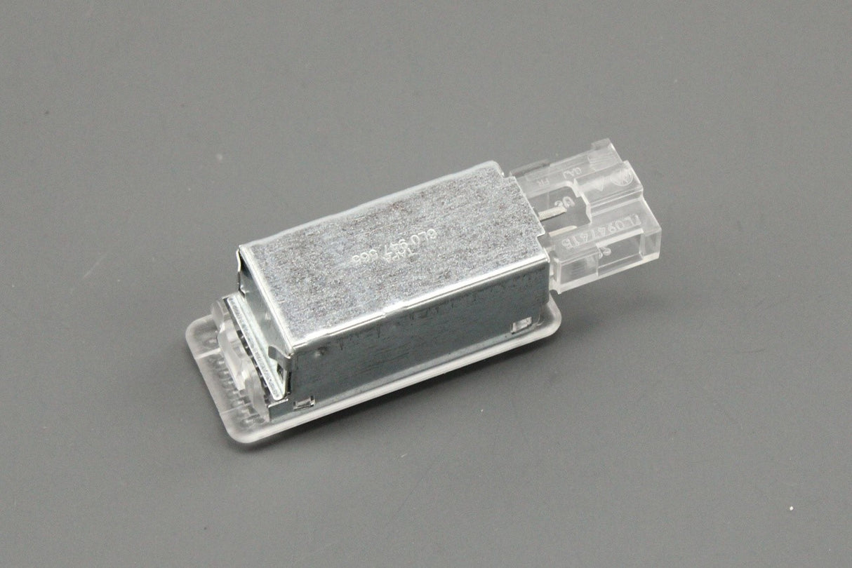 VW Audi Skoda SEAT foot well / glovebox light 7L0947415