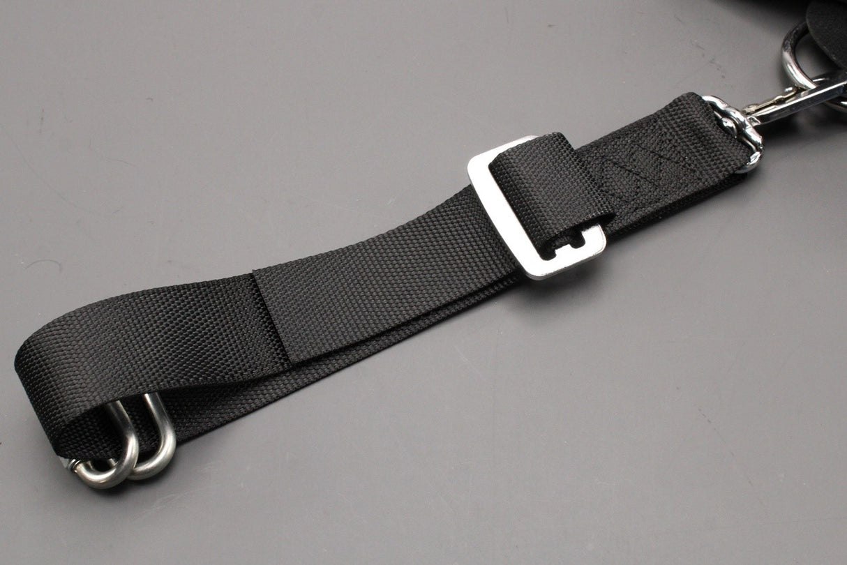 Audi accessory medium dog safety harness (15-30kg) 8X0019409A