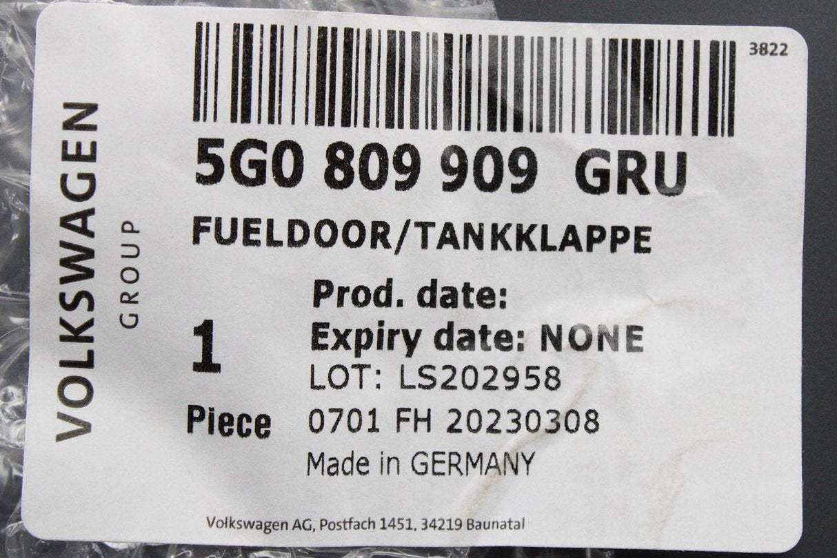 VW Golf MK7.5 2013-19 fuel flap filler cap door (primed) 5G0809909 GRU