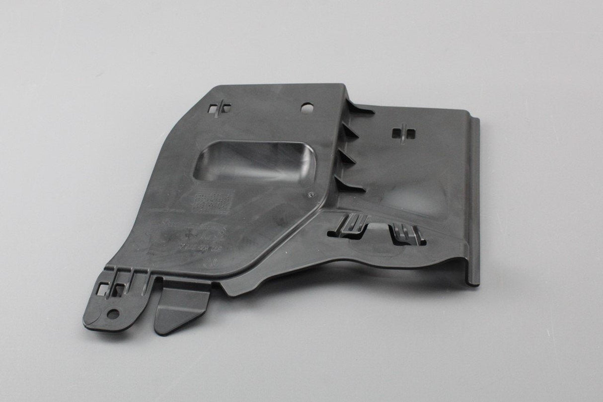 VW Golf Audi A3 SEAT Skoda right underbody protection trim 5Q0825272A