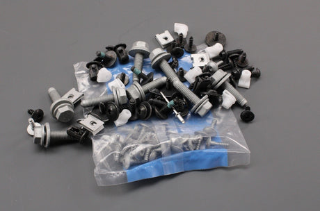 Audi TT TTS 2015-on front bumper fixing screw set 8S0098623A