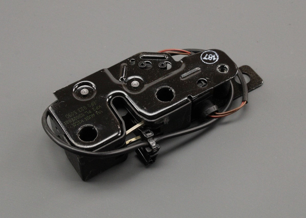 Audi A3 S3 2004-2008 bonnet lock latch 8P0823509D