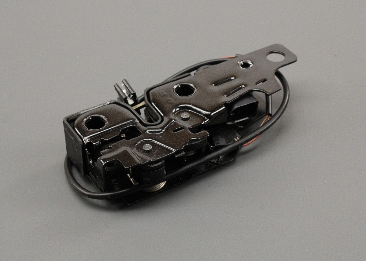 Audi A3 S3 2004-2008 bonnet lock latch 8P0823509D