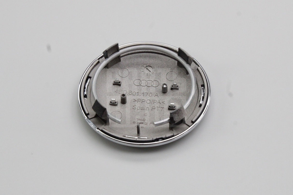 Audi A3 RS3 TT TTS Q3 RSQ3 alloy wheel centre cap (x1) 4B0601170A LT7