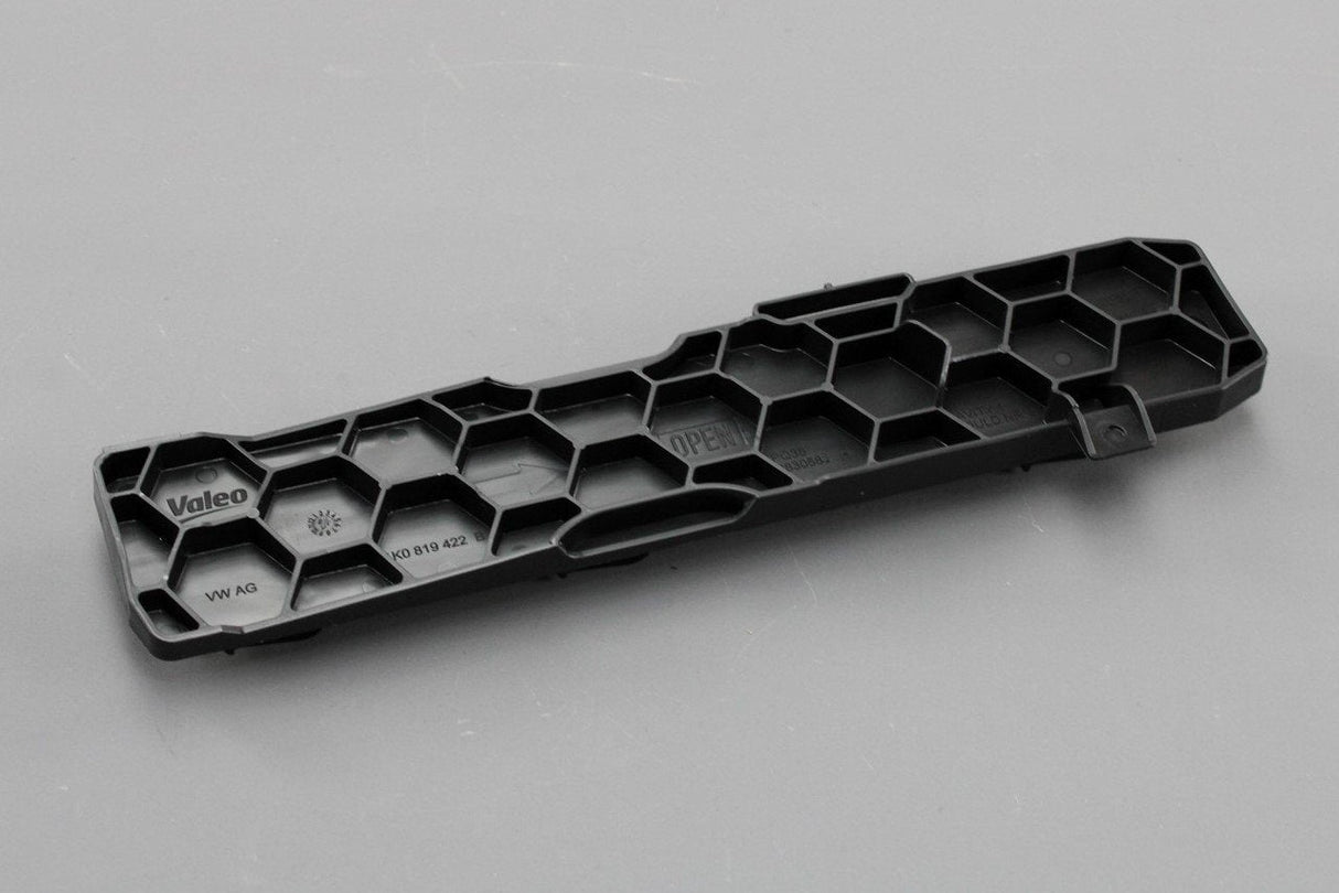 VW Audi Skoda SEAT Dust pollen filter cover retainer lid 1K0819422B