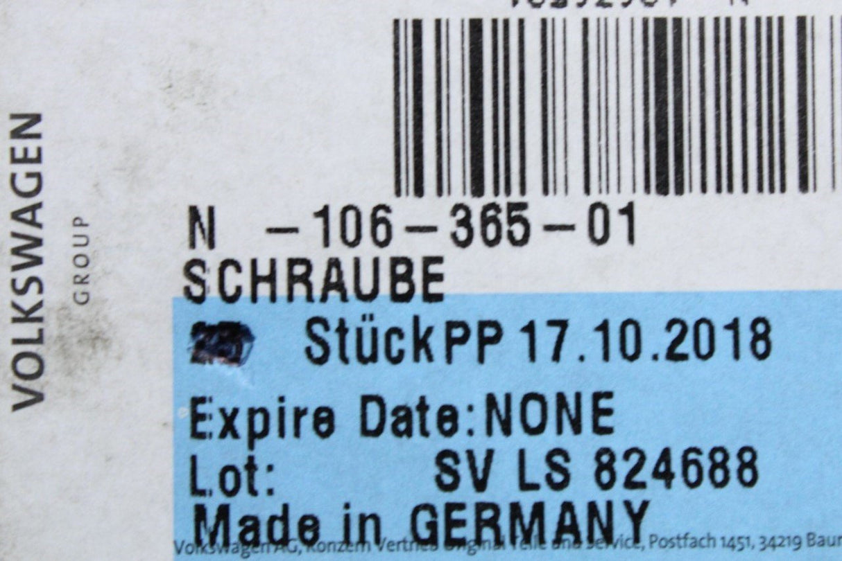 VW Audi Skoda SEAT A/C compressor hex head bolt M8x90 (x1) N10636501