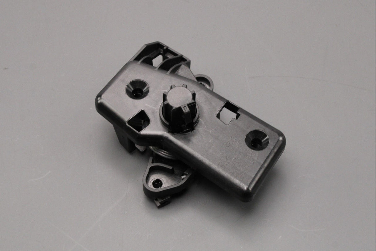 VW Crafter 2017-on rear door release handle bracket (left) 7C0827583