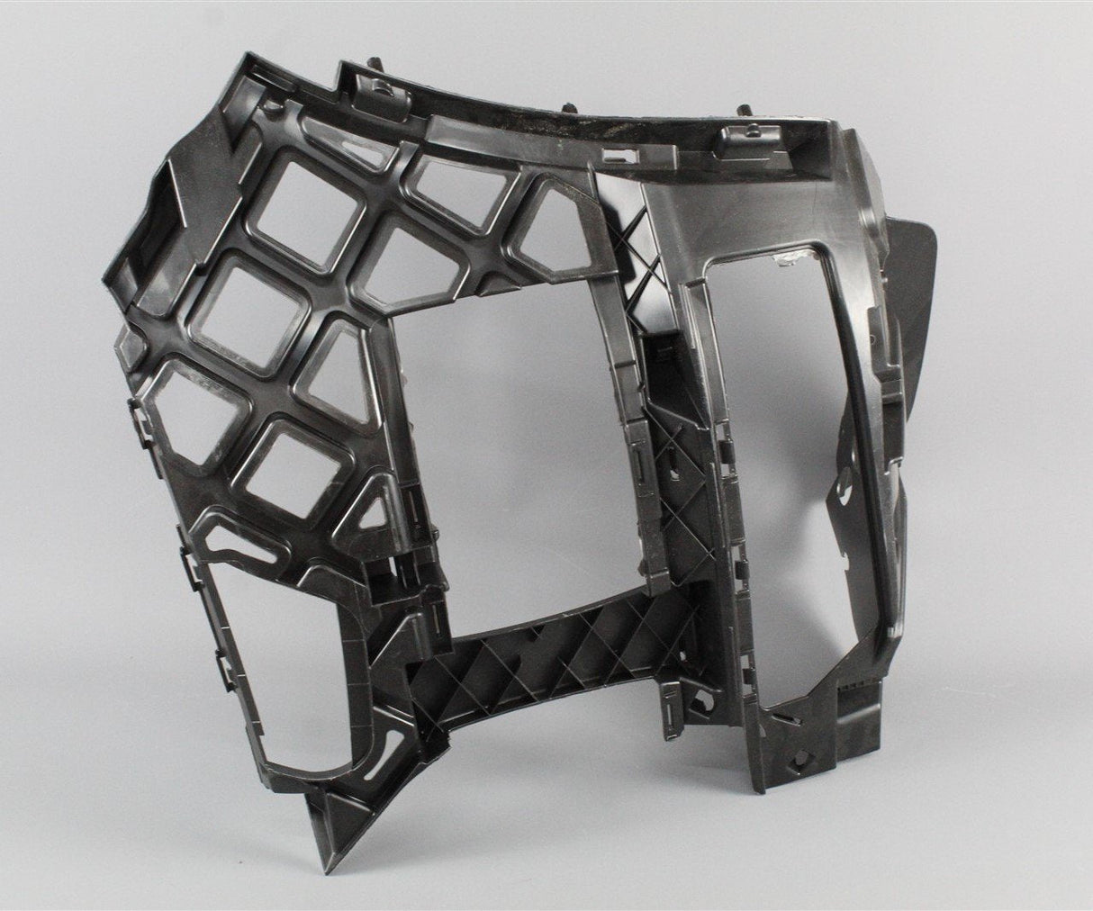 VW Transporter T6 Caravelle California left front bumper bracket guide 7E0807177A