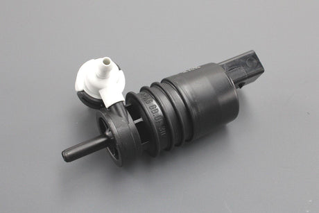 VW Golf MK6 2012-2013 windscreen washer pump 5K0955651