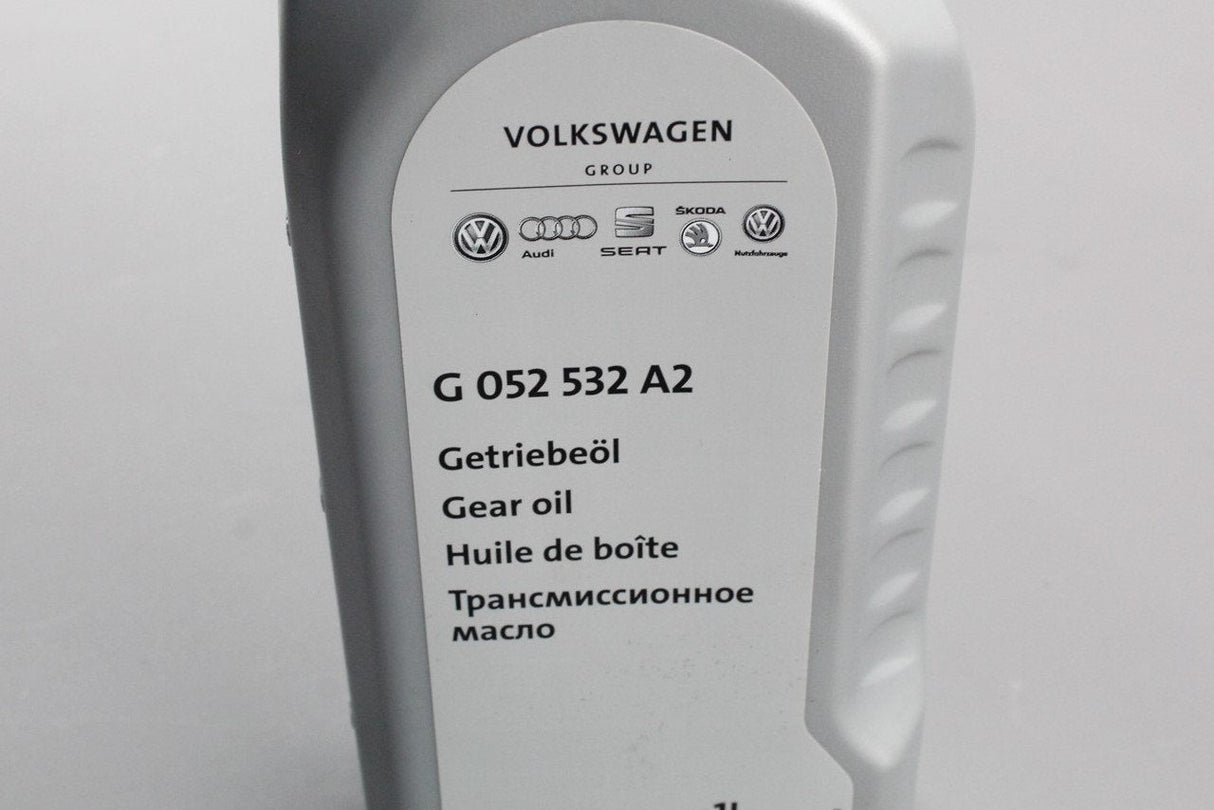 Audi A4 S4 A5 S5 A6 S6 Q5 gearbox transmission oil (1L) G052532A2