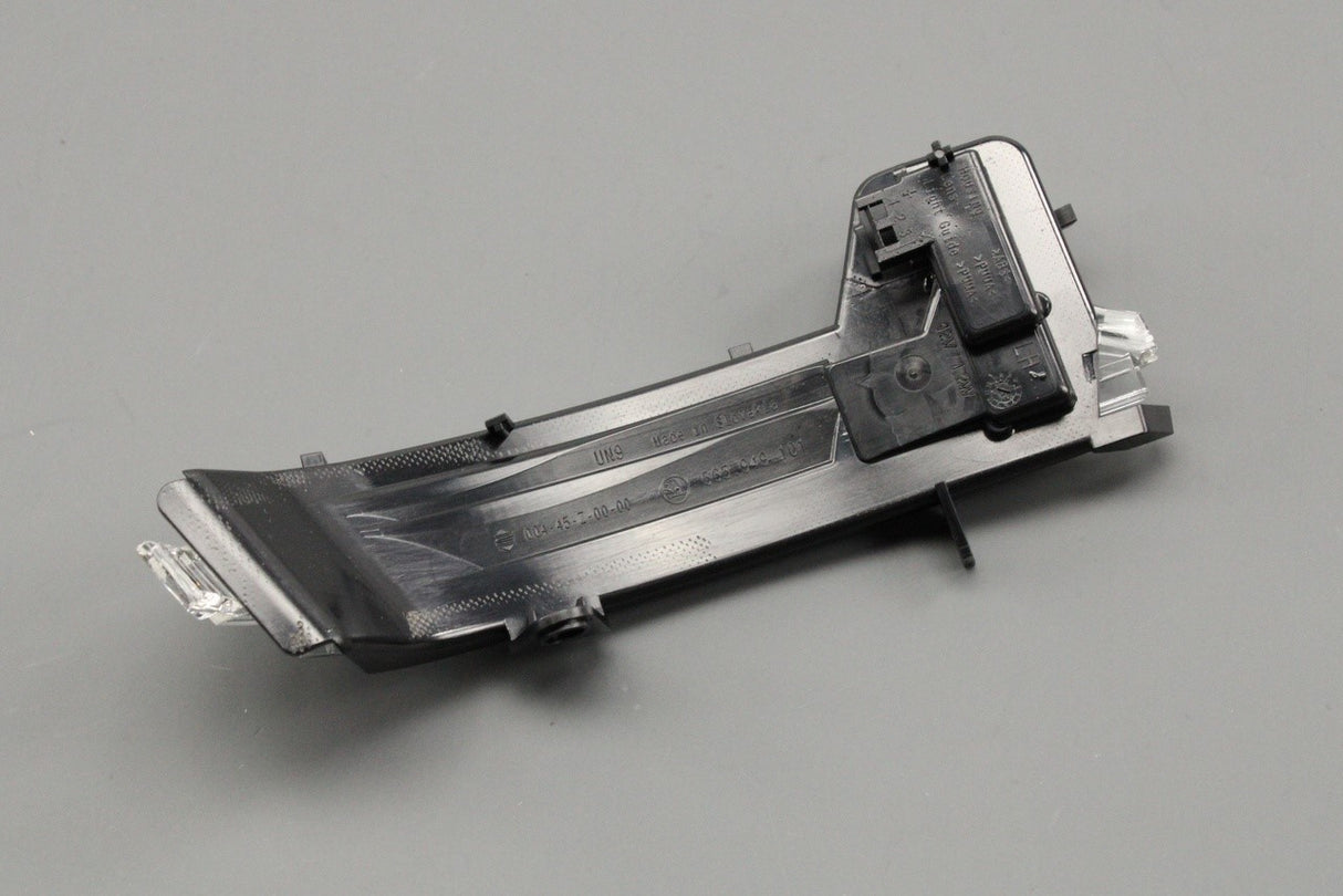 Skoda Kodiaq Karoq wing mirror indicator repeater (left) 565949101