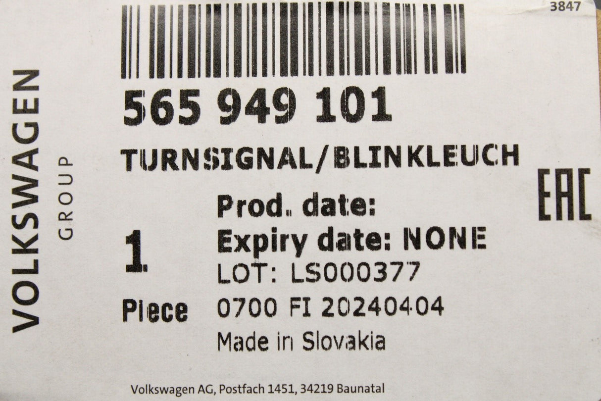 Skoda Kodiaq Karoq wing mirror indicator repeater (left) 565949101