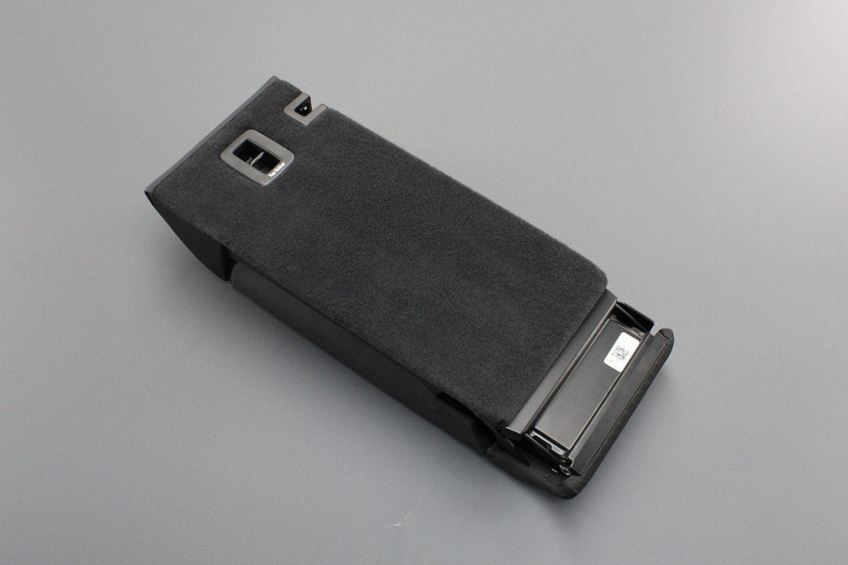 Audi Q5 2017-on backrest with through-load and armrest 80A885205AQ DX0