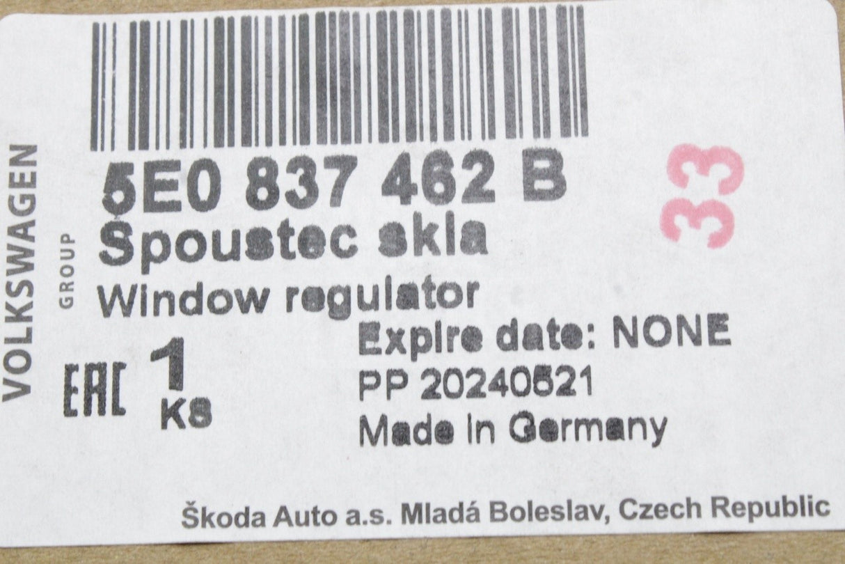 Skoda Octavia 2013-21 front window regulator (right) 5E0837462B
