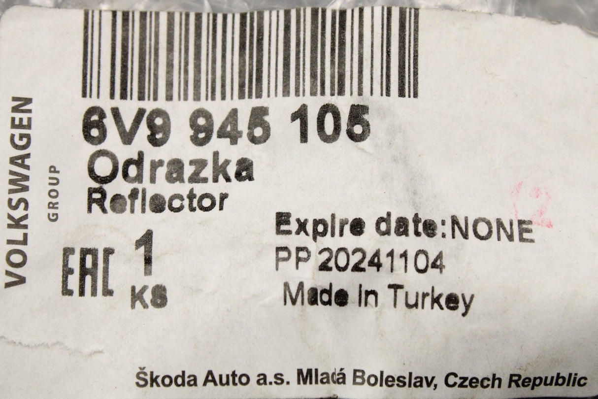 Skoda Fabia Estate 2015-2021 rear bumper reflector (right) 6V9945105