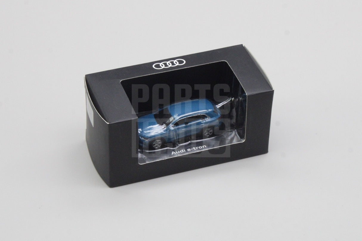 Audi e-Tron accessory 32GB USB stick 3221900100
