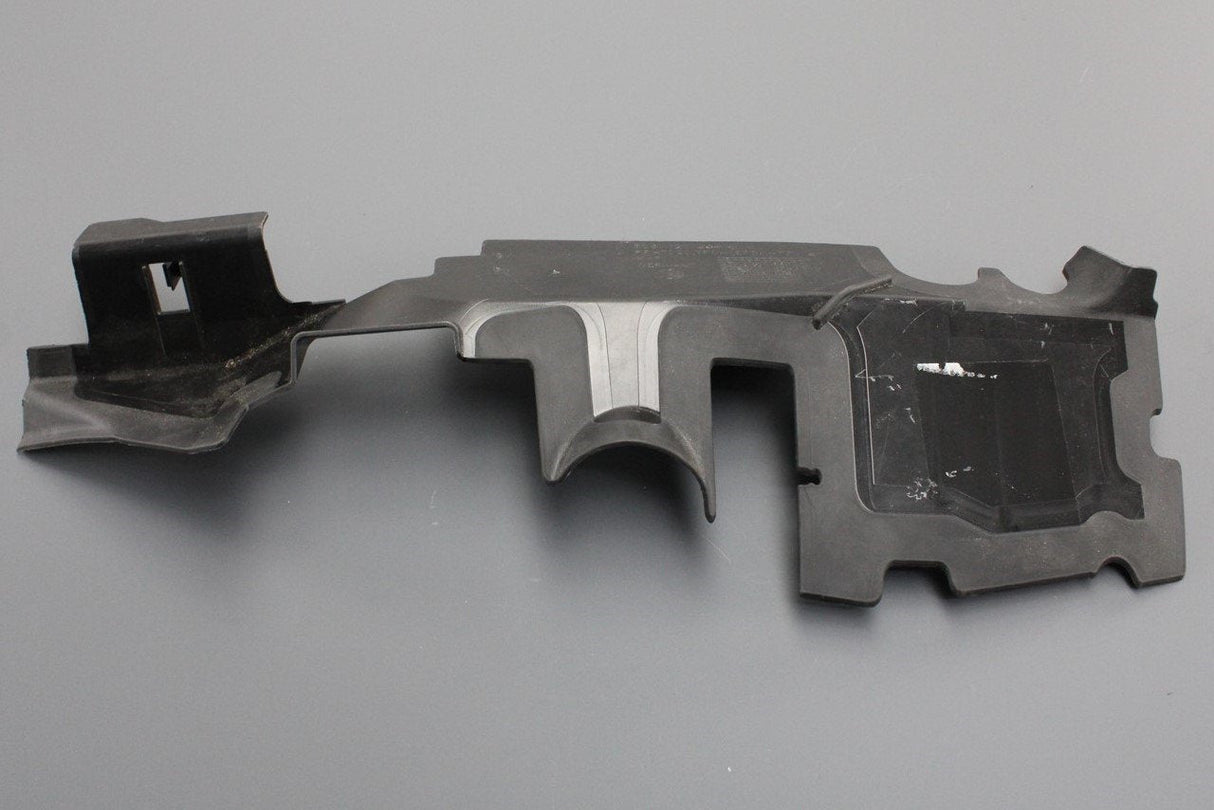 VW CC 2012-2017 1.4 1.8 2.0 3.6 radiator air guide (right) 3C8121284E