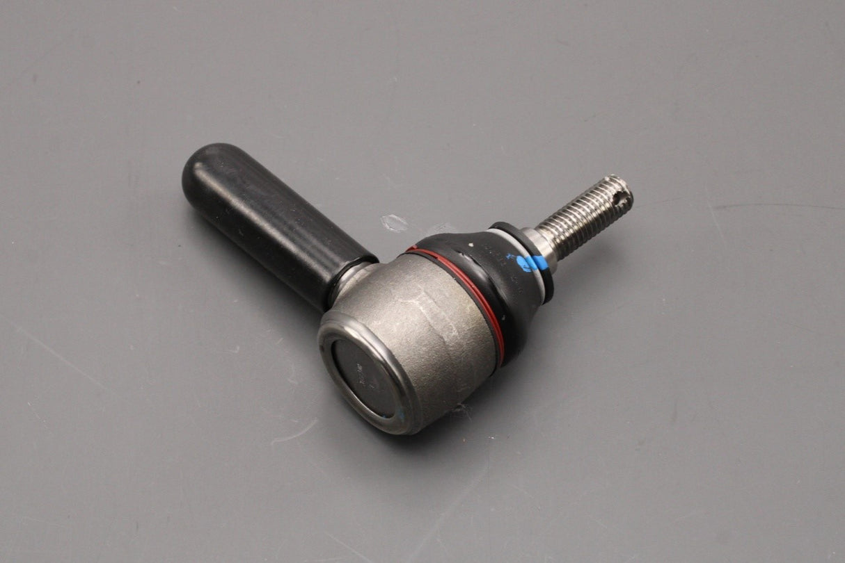 Land Rover Defender Discovery Range Rover track rod end (right) RTC5869