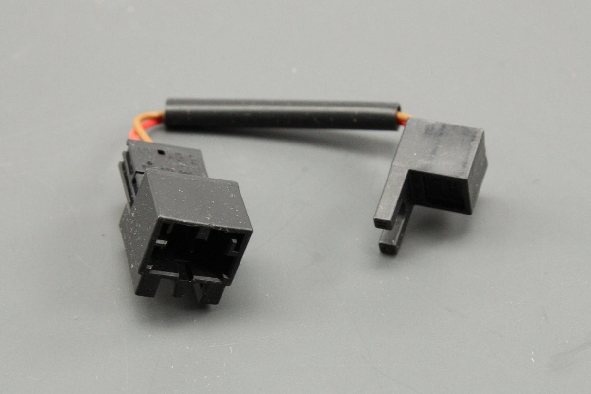 Audi Q3 RSQ3 2012-2018 sensor for tailgate boot lid 8U0947555A