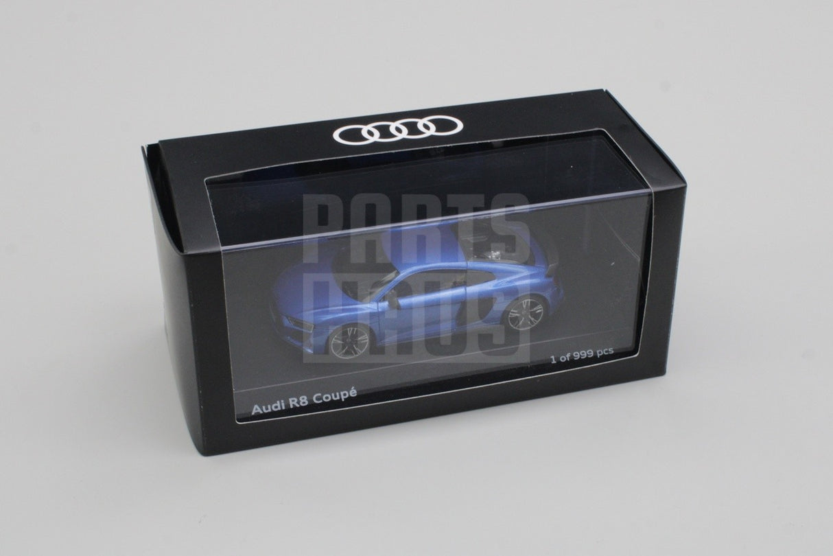 Audi R8 Coupe Ara Blue 1:43 scale model (1 of 999) 5012118431