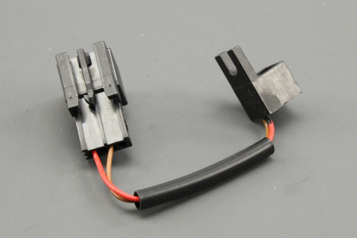 Audi Q3 RSQ3 2012-2018 sensor for tailgate boot lid 8U0947555A