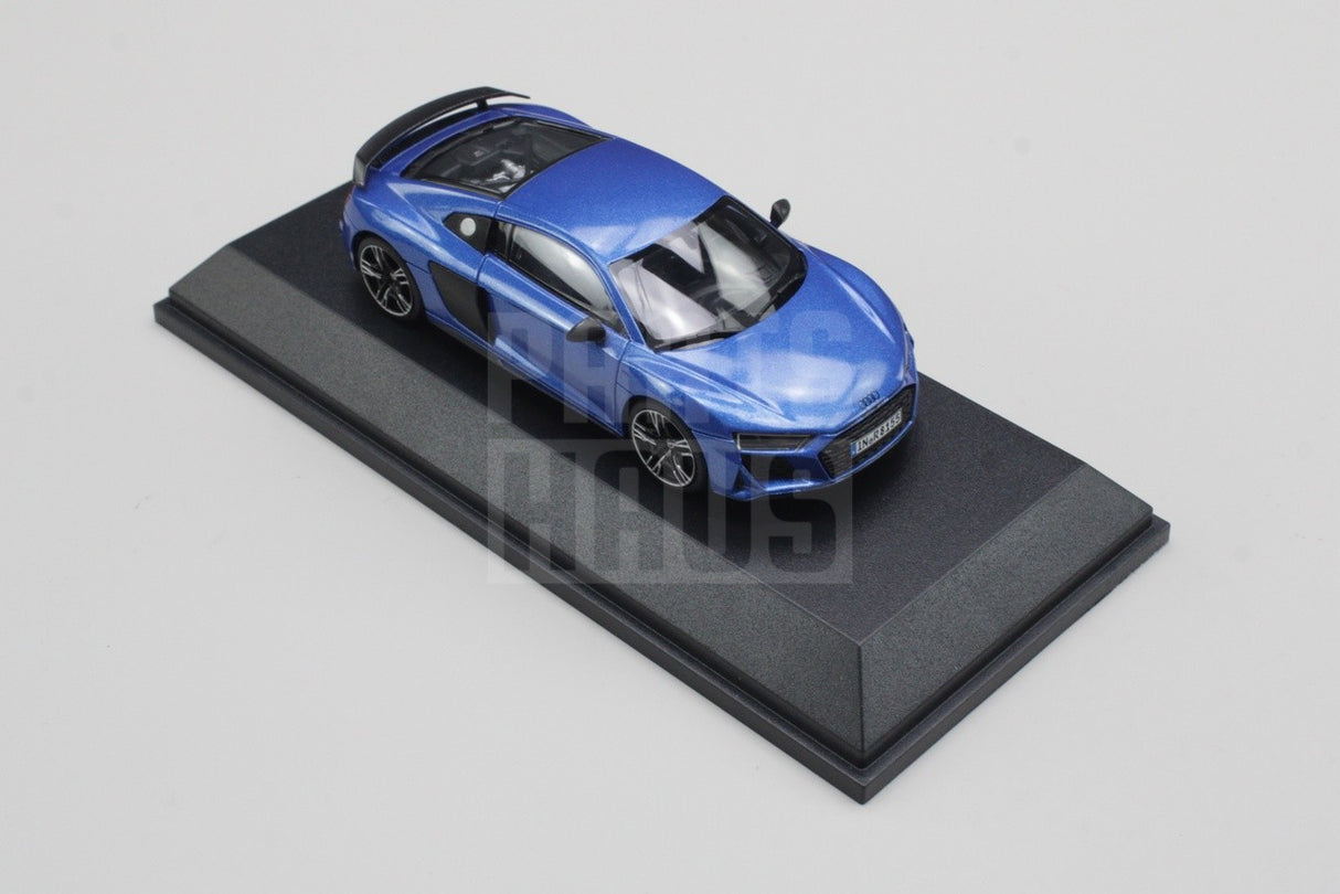 Audi R8 Coupe Ara Blue 1:43 scale model (1 of 999) 5012118431