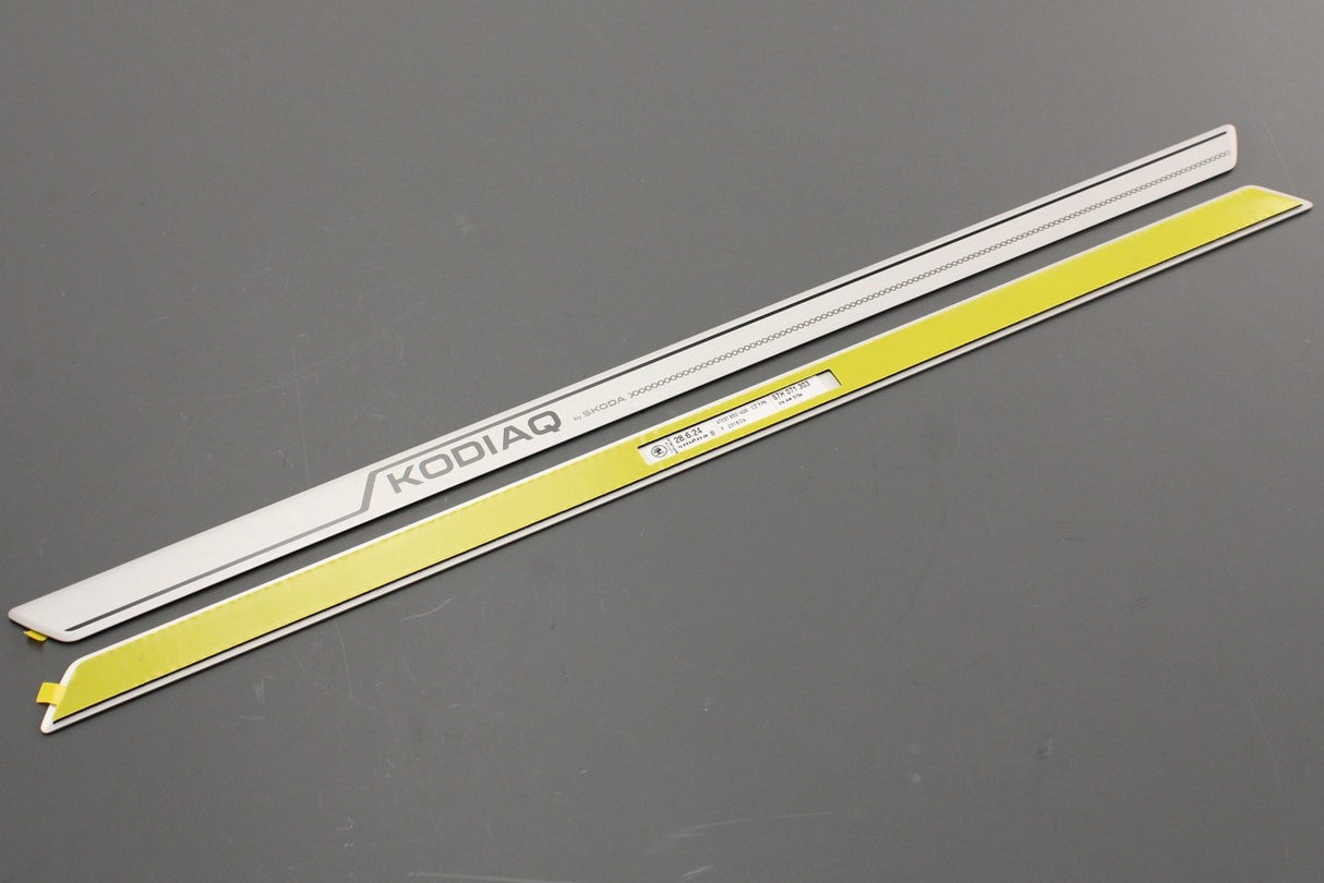 Skoda Kodiaq 2024-on door sill protective covers (front) 57H071303