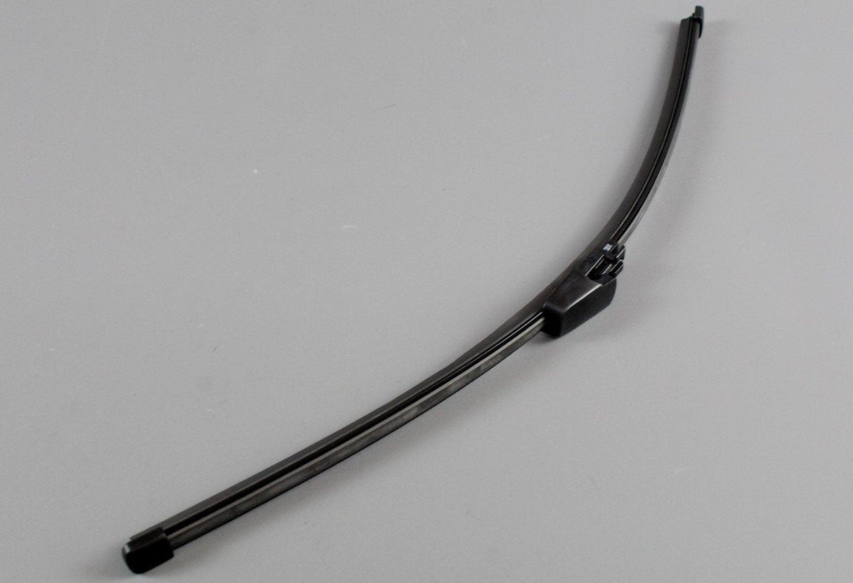 VW Transporter T5 Caddy tailgate rear screen wiper blade 7E0955425