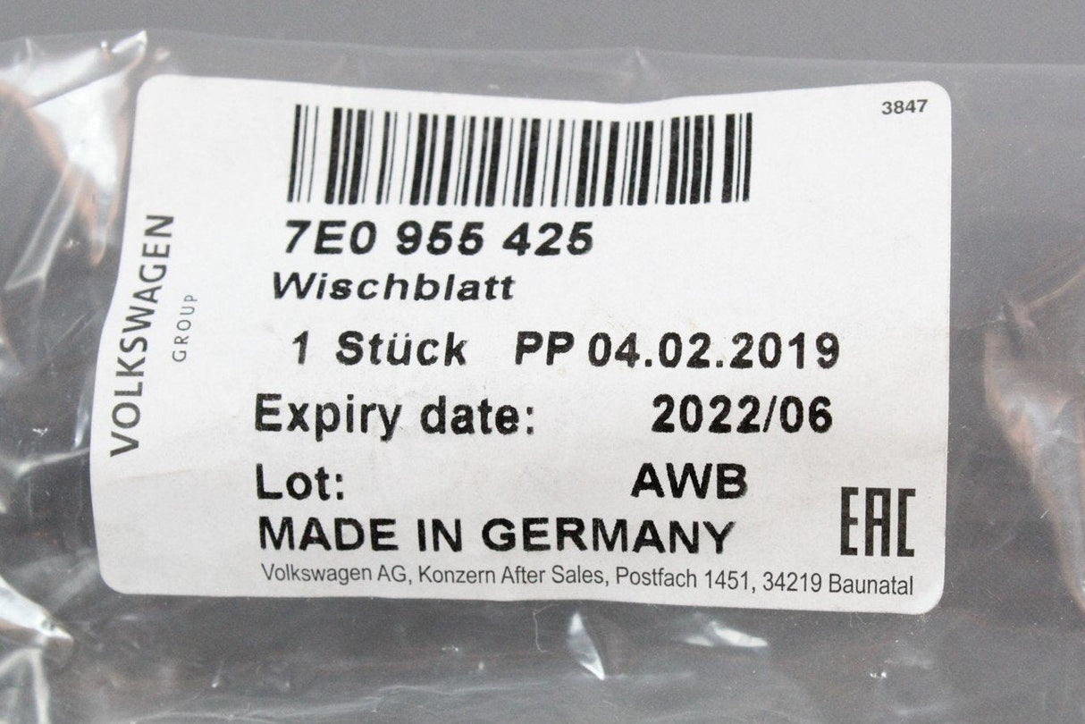 VW Transporter T5 Caddy tailgate rear screen wiper blade 7E0955425