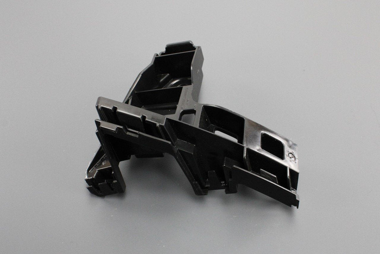 VW Golf MK7 MK7.5 e-Golf bumper guide piece (rear left) 5G6807393A