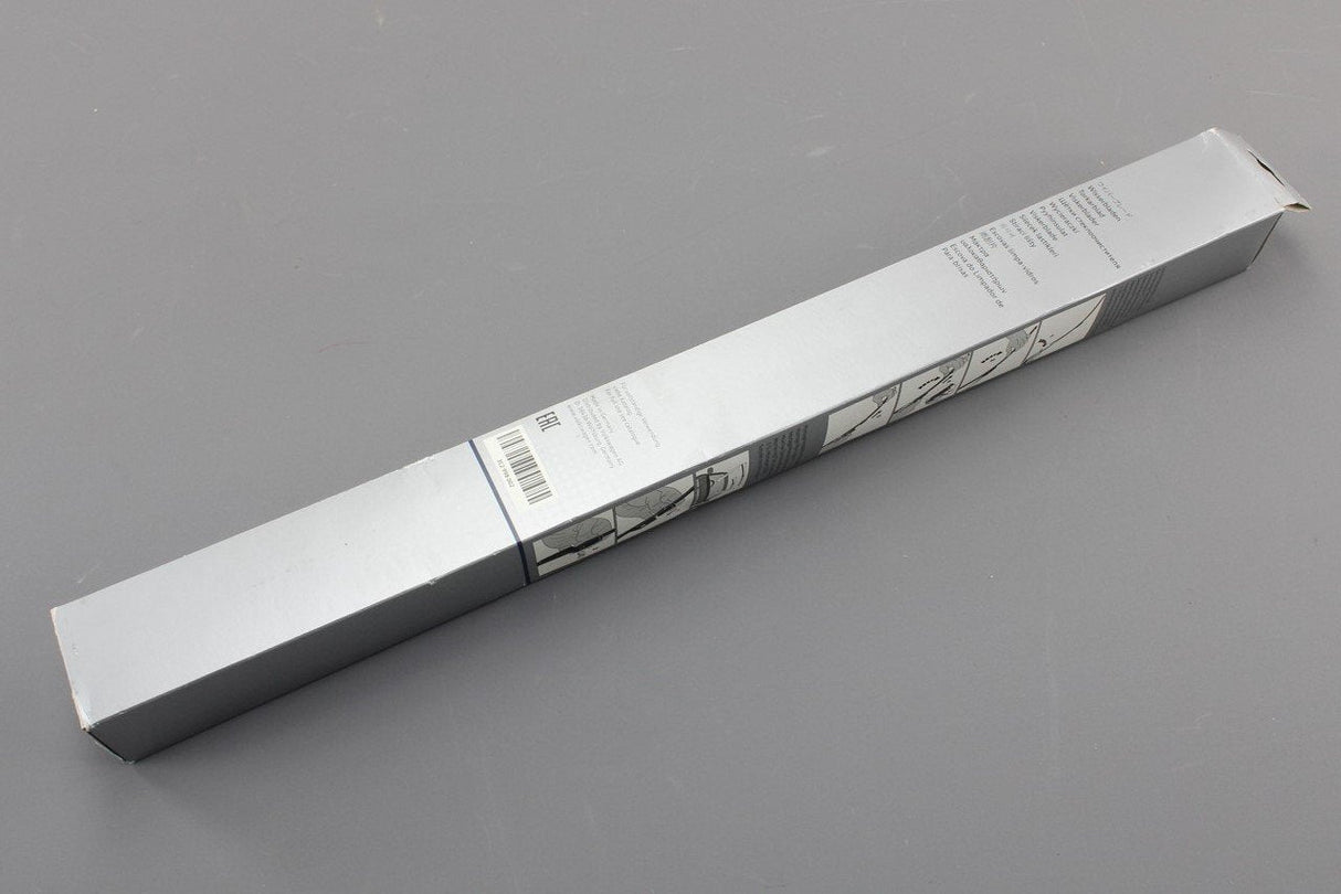 VW Passat B7 2011-2015 front aero wiper blades pair 3C2998002