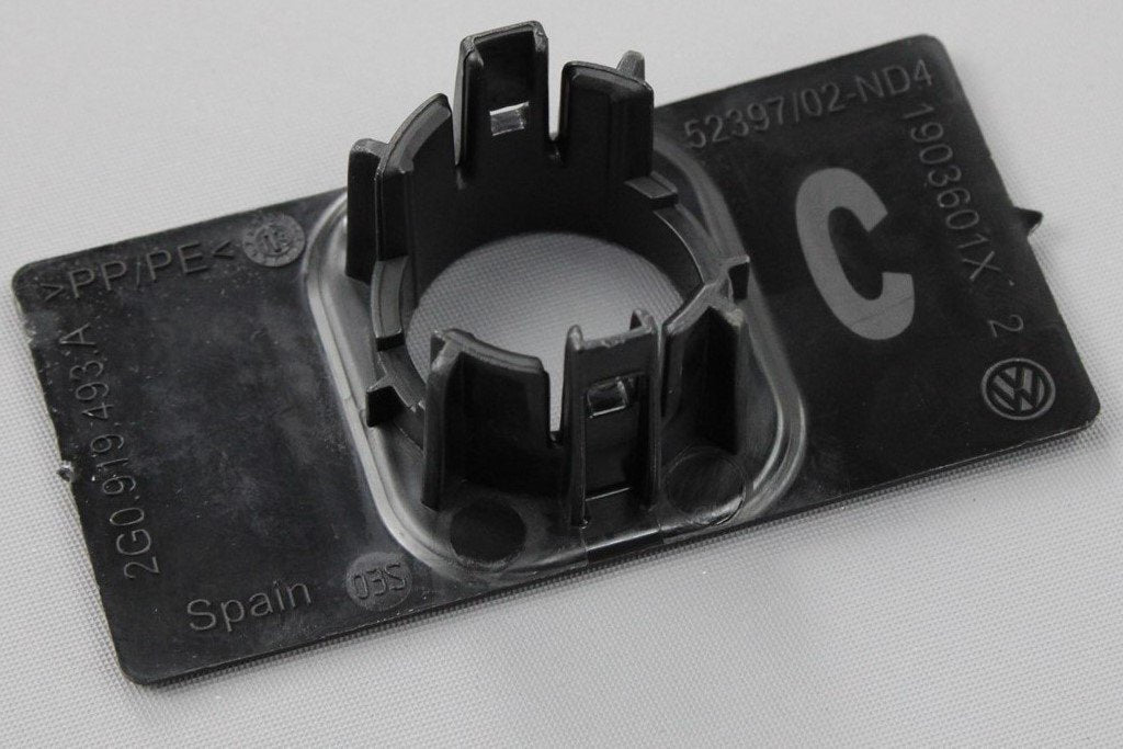 VW Polo AW 18- Front centre parking sensor bracket 2G0919493A