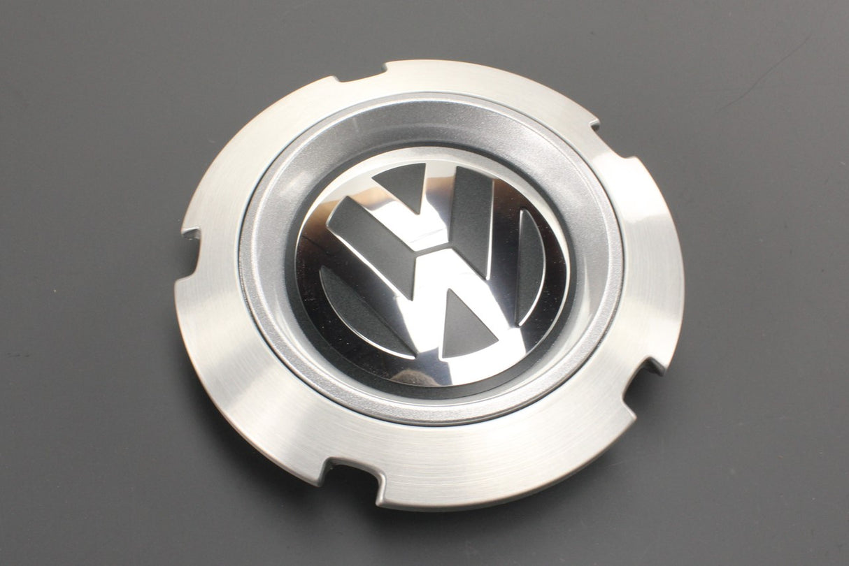 VW Transporter Caravelle T5 alloy wheel centre cap (x1) 7H0601149B RVJ