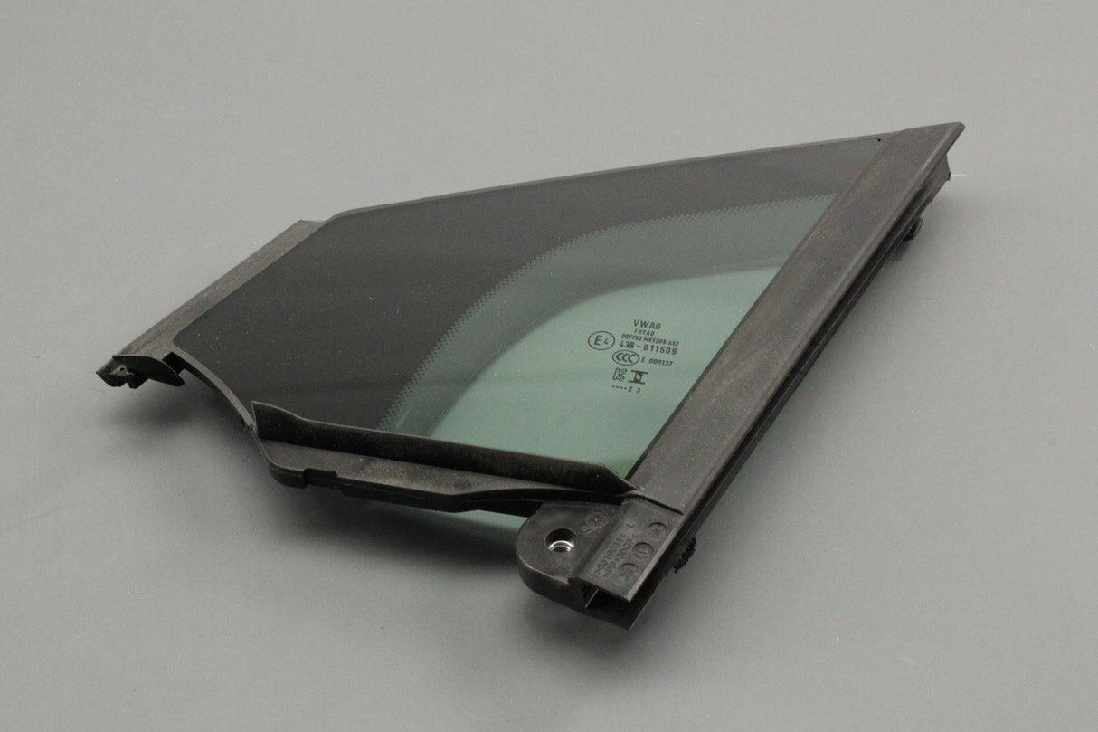 Audi Q4 e-tron 22-on A-pillar side window glass (front left) 89A845113A