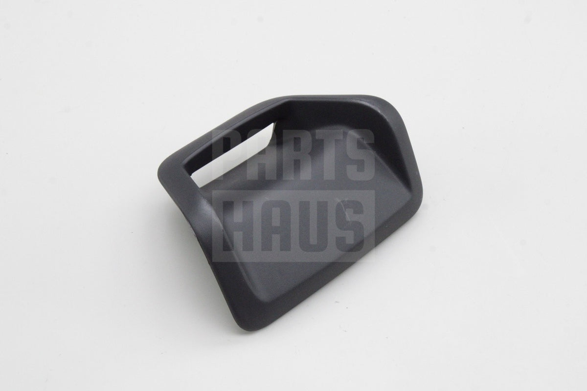 VW Transporter T6 T6.1 2016-2024 rear seat trim (right) 7H0883608 82V