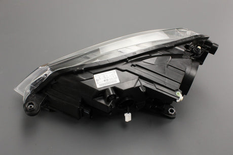 Skoda Superb 2015-on RHD xenon headlight (right) 3V2941018A