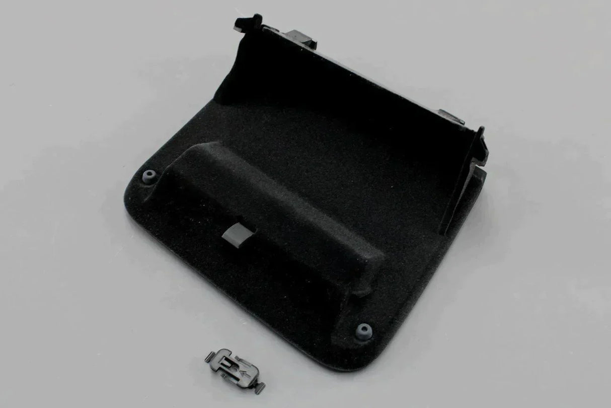 Audi Q3 RSQ3 2012-18 dashboard stowage comp (right) 8U2863300B 6PS