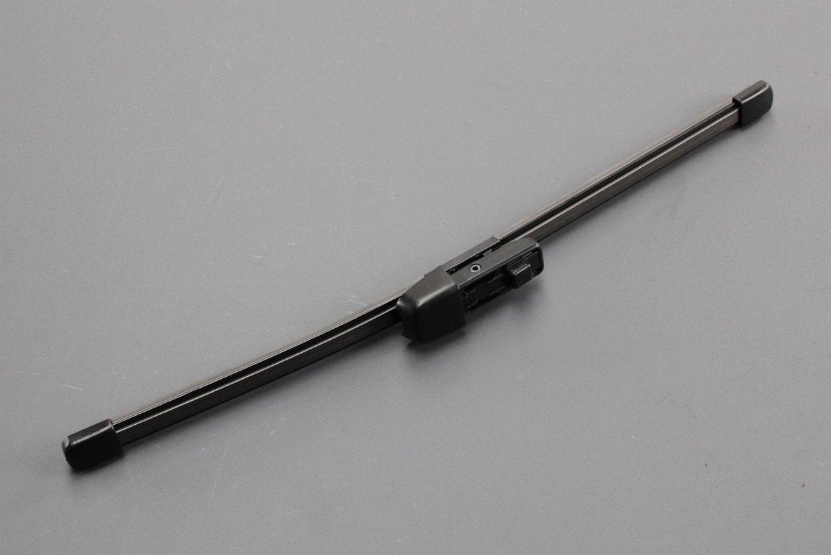 VW Golf MK7 MK7.5 hatchback rear screen wiper blade (275mm) 5G6955427C