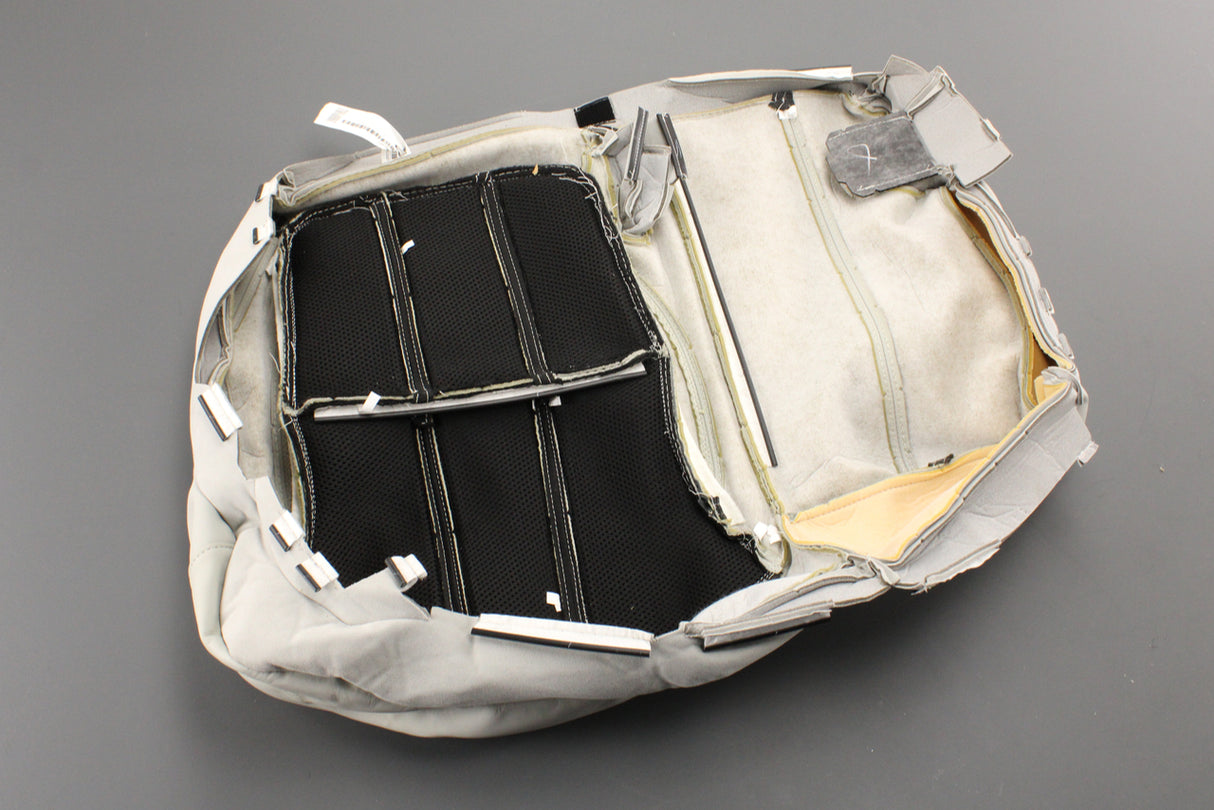 Range Rover Sport 14-22 rear double seat base cover (cirrus) LR067629