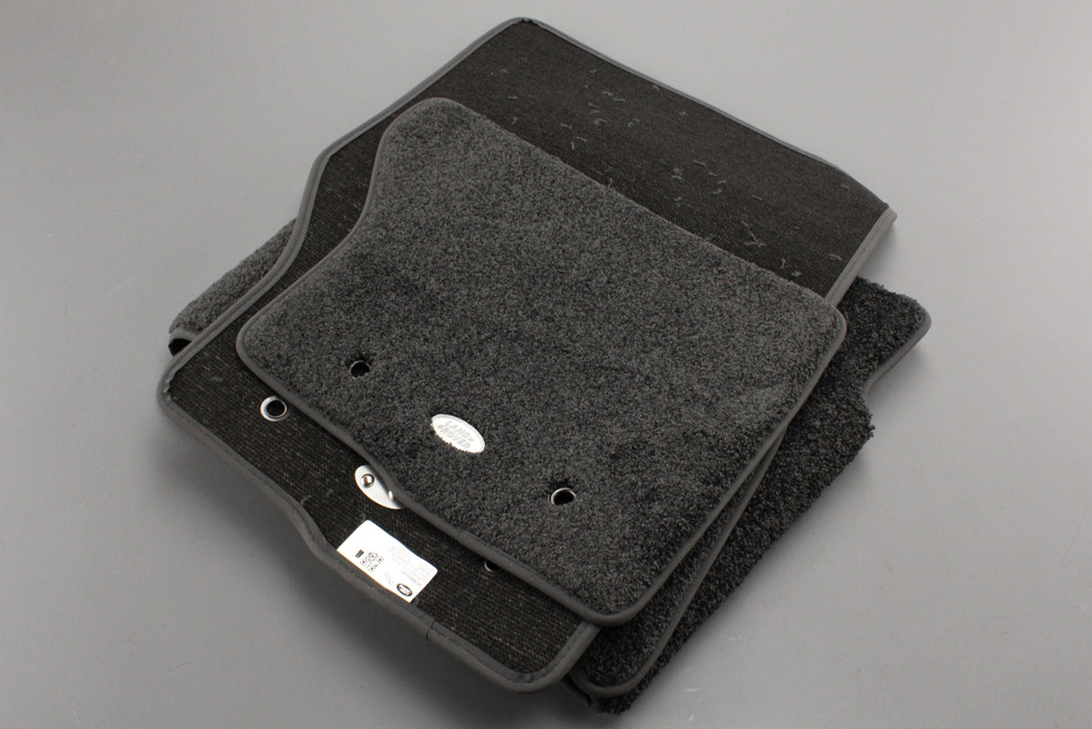 Land Rover Discovery 5 2017-on RHD textile floor mat set VPLRS0330PVJ