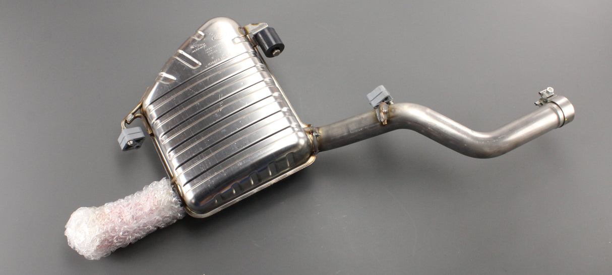 Jaguar F-Pace 16-on exhaust back box silencer (right) T4A33337