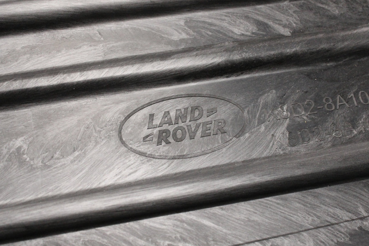 Range Rover Evoque 19-on front centre air deflector LR135380