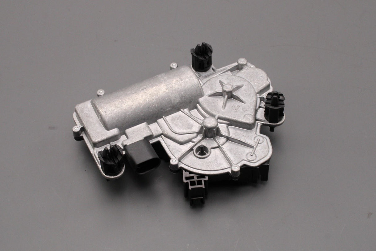 Audi A4 A5 Q5 e-tron RS4 RS5 Skoda Superb boot servo motor 3V5827887B