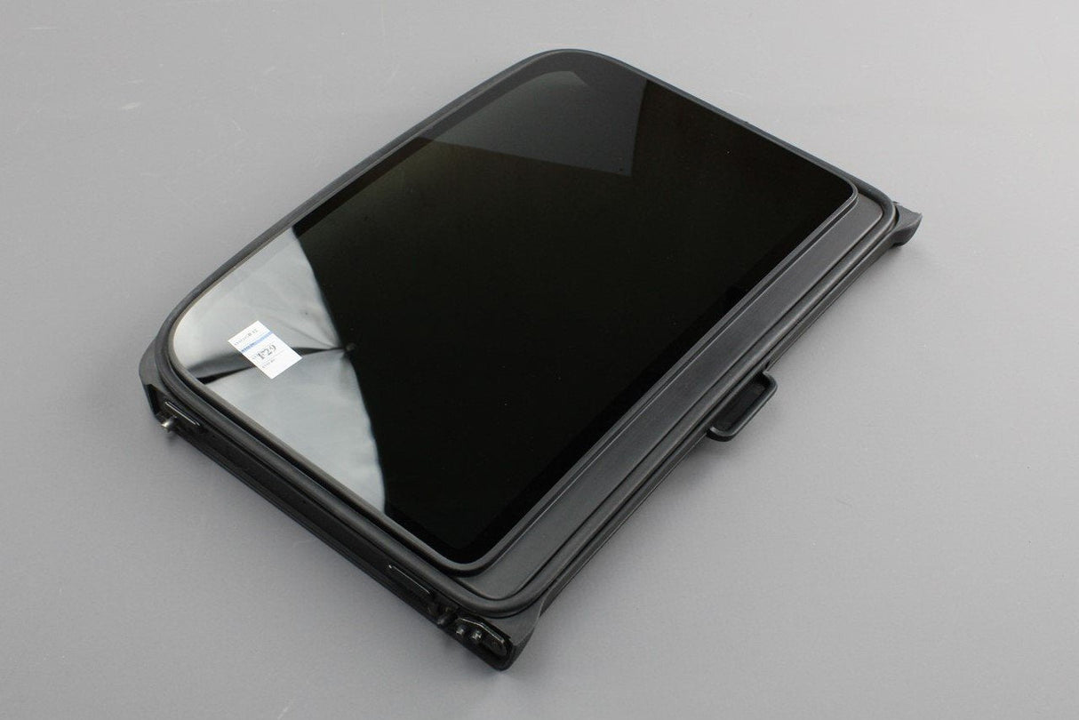 VW Caddy 2016-2021 right side sliding window glass (tinted) 2K5847796C