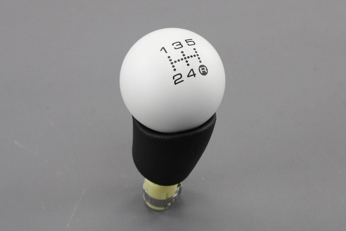 SEAT Mii 2012-Onward accessory spherical gear knob (White) 1SL064230B