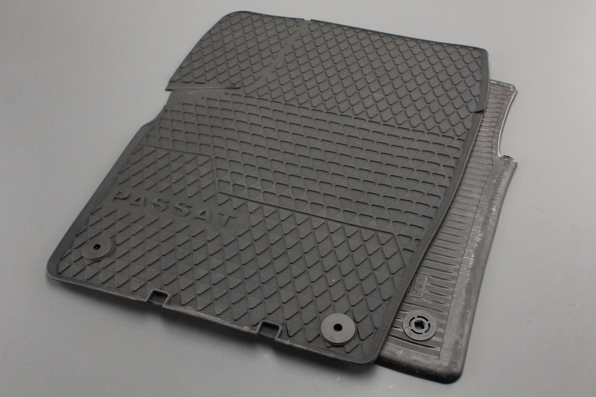 VW Passat B6 B7 09-15 CC 12-17 rubber floor mats (front) 3C2061501A 041