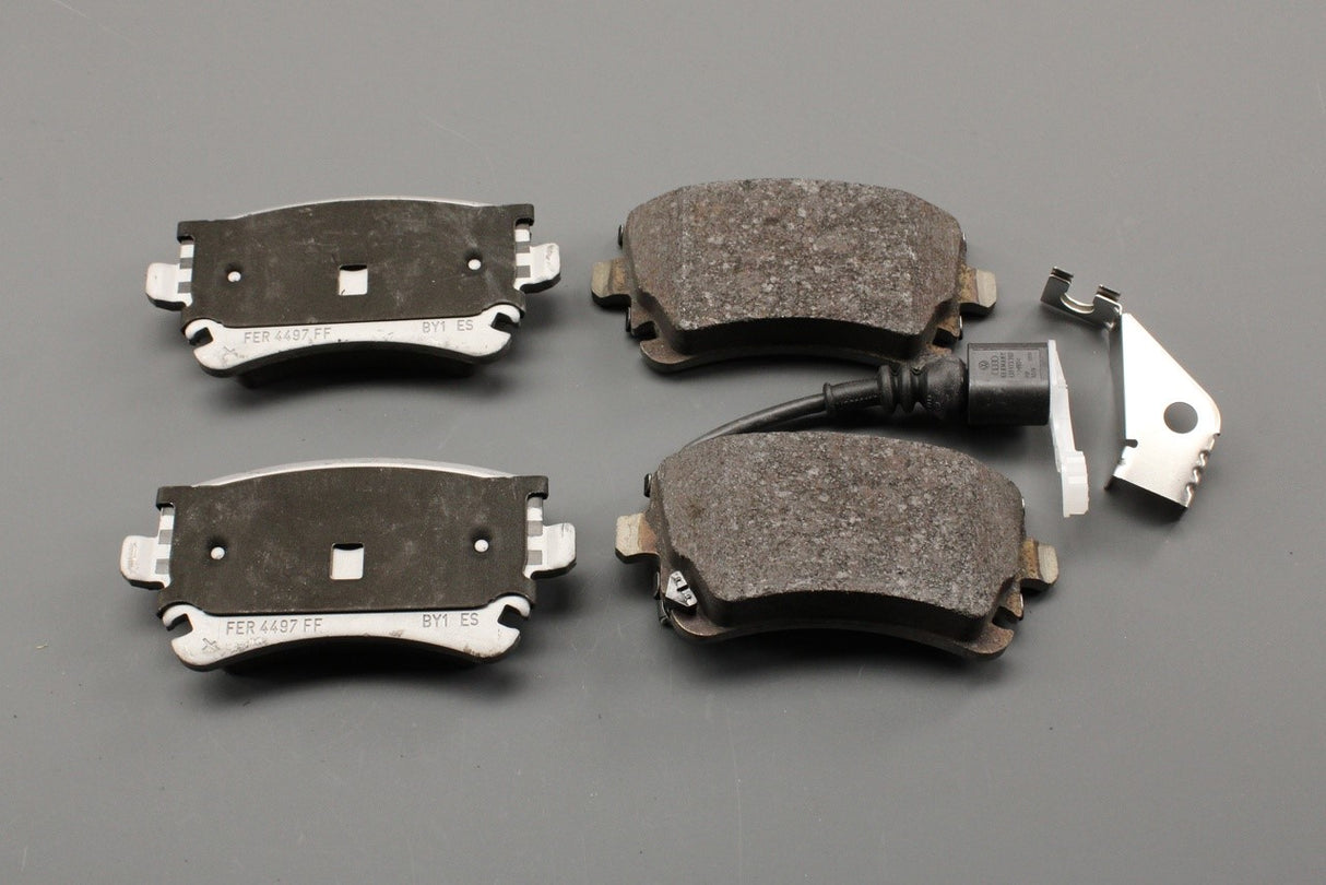 VW Transporter T5 T5.1 T6 T6.1 brake pads (rear) 7E0698451D