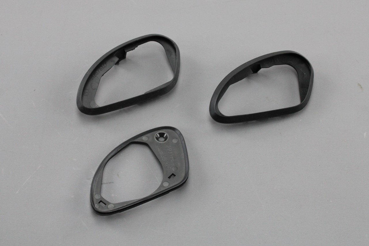 Audi R8 2007-15 wing mirror mount gasket set (left) 420898104